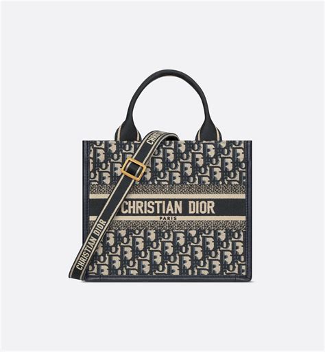 borsa dior book tote piccola|Dior Book Tote.